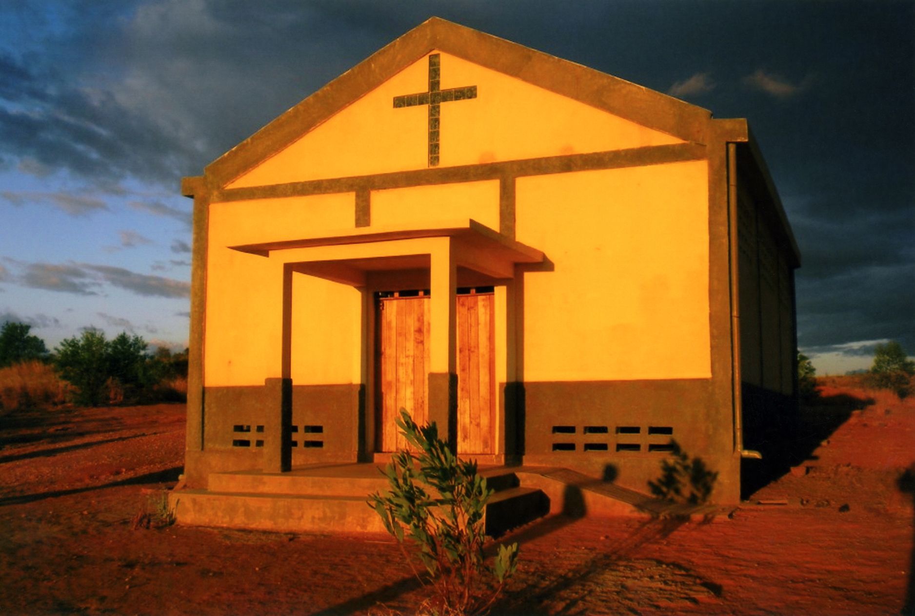 Immagine di Una cappella nel cuore della boscaglia malgascia