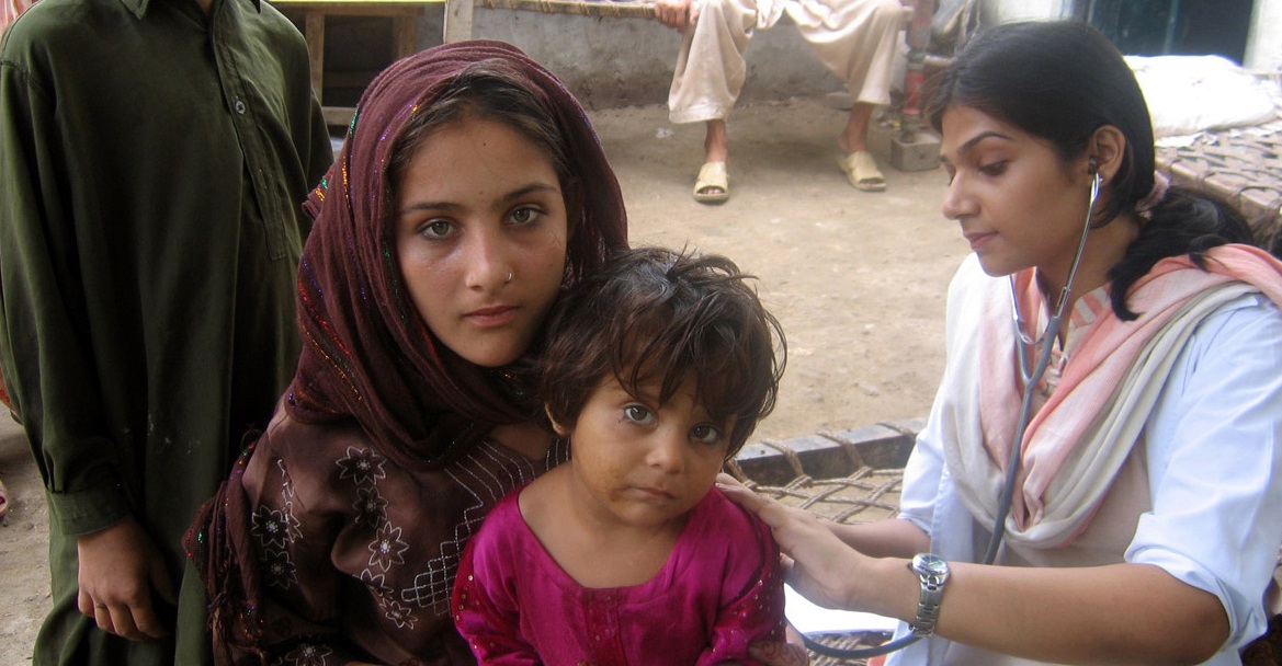 Immagine di Pakistan: due progetti ACS dedicati alla donne cristiane, abusate e povere. Pensando ad Asia Bibi!
