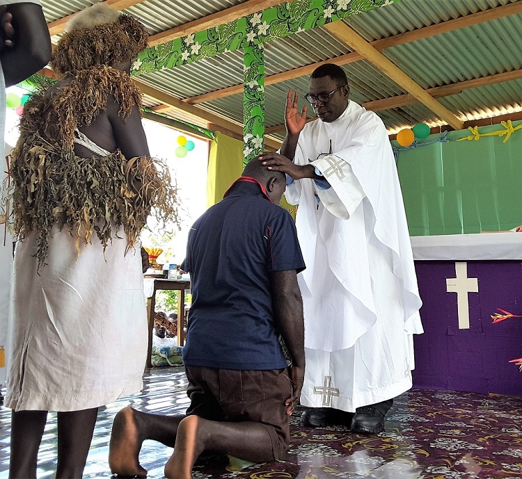 Immagine di ACS per i cattolici delle Isole Salomone