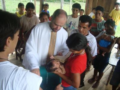 Immagine di BRASILE. Un contributo per le spese di viaggio dei giovani missionari che operano nella regione amazzonica, dove ci sono pochissimi sacerdoti