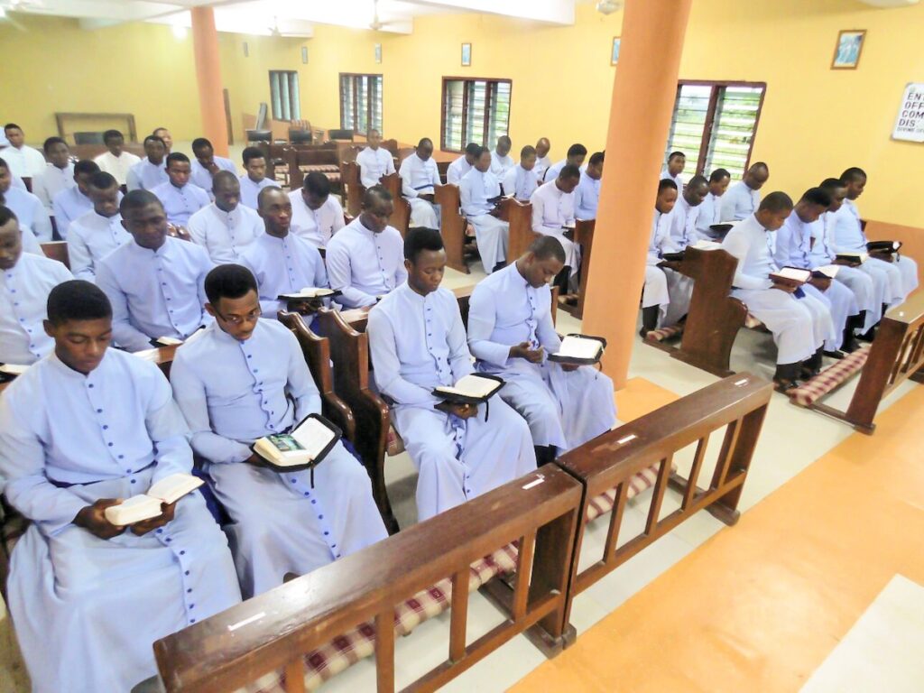 Salviamo 76 seminaristi in Nigeria