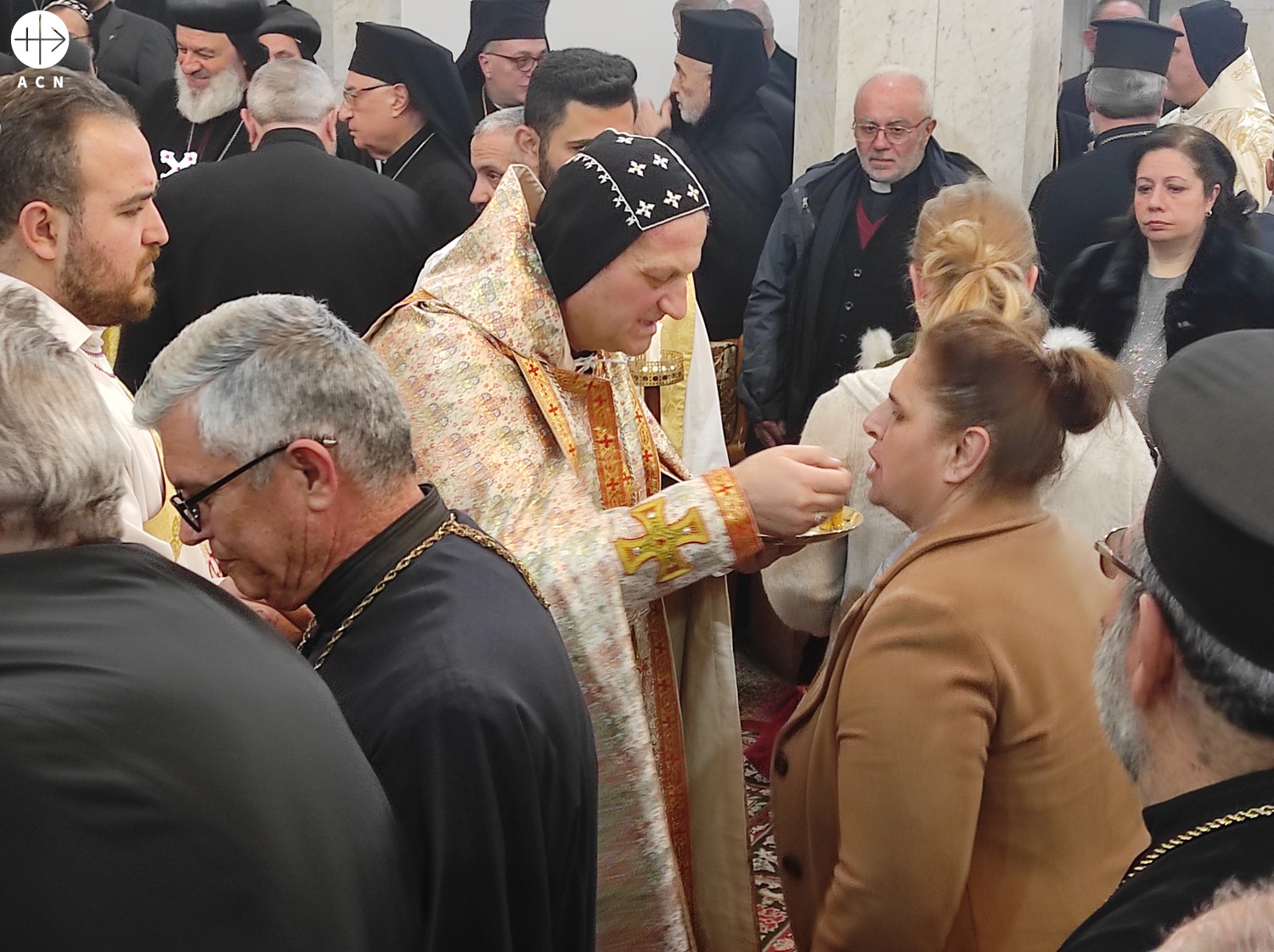 Arcivescovo di Homs ad ACS: «Il popolo porta un peso enorme»