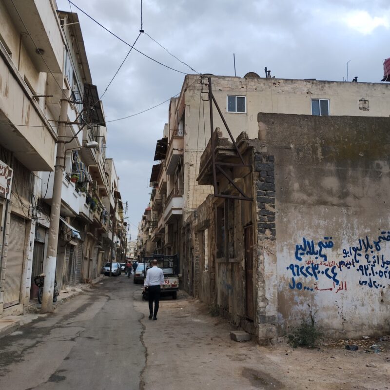 Arcivescovo di Homs ad ACS: «Il popolo porta un peso enorme»