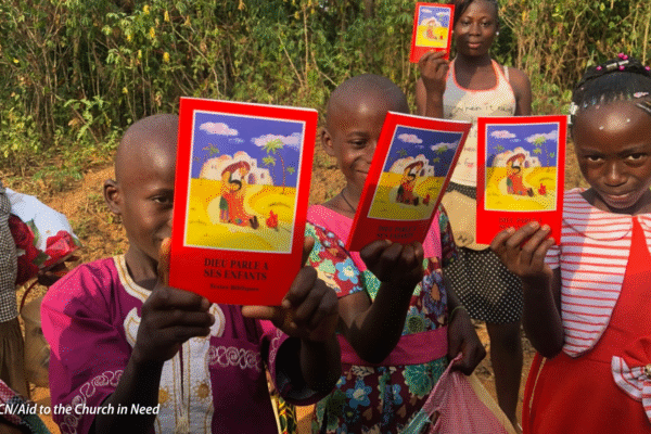 Bibbia dei Bambini Cameroon