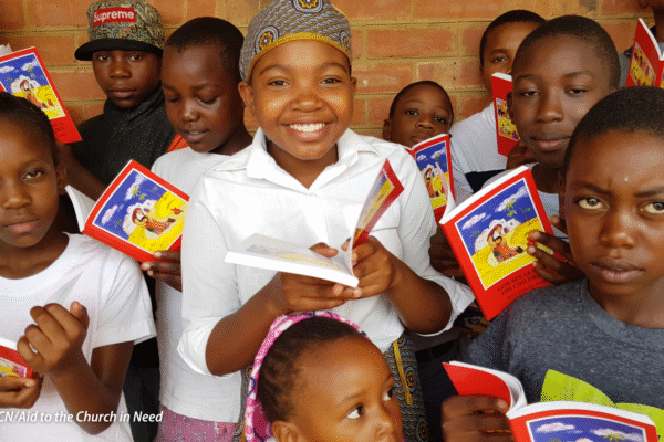 Zimbabwe Bibbia dei Bambini